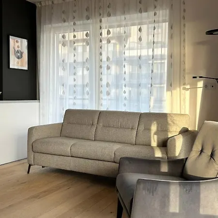 The Comfy Nest - Parking, King Size Bed, Smart Tv 公寓 *