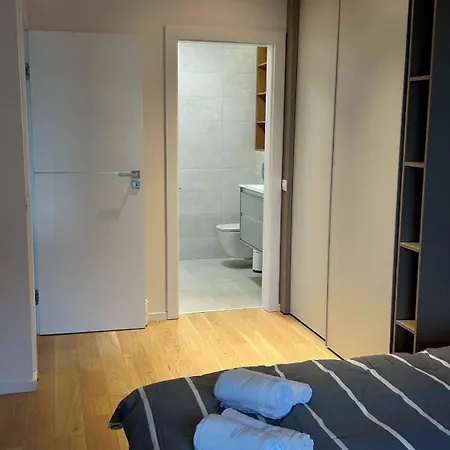 شقة The Comfy Nest - Parking, King Size Bed, Smart Tv كلوج-نابوكا