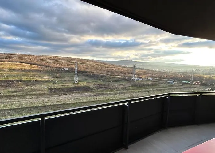 The Comfy Nest - Parking, King Size Bed, Smart Tv * Cluj-Napoca